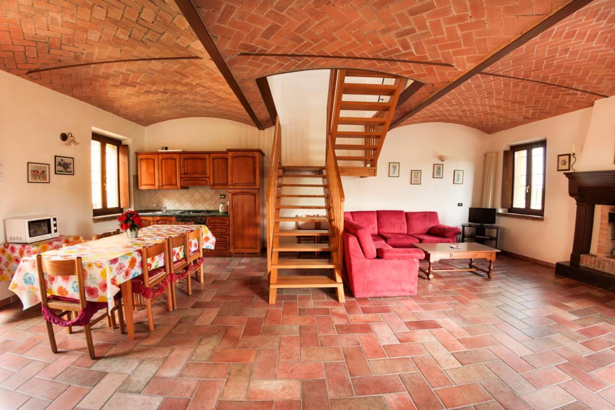 Agriturismo Case In Collina Volta Mantovana Exterior photo