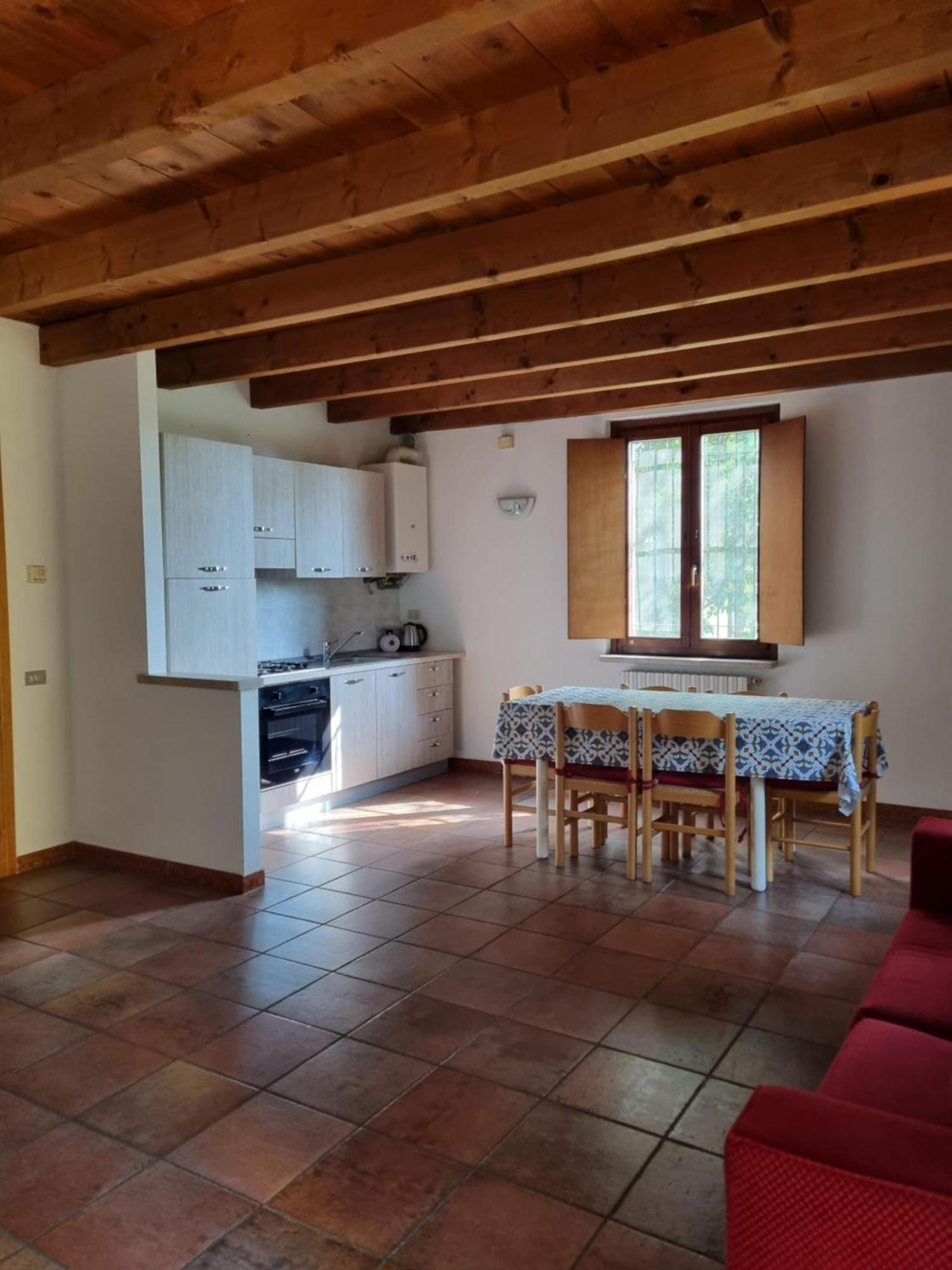Agriturismo Case In Collina Volta Mantovana Exterior photo